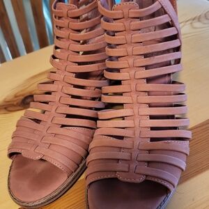 Vince Camuto Mauve Strappy Sandals